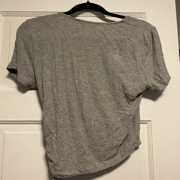 ❗️SOLD❗️Side ruched wrap shirt - Picture 2 of 3